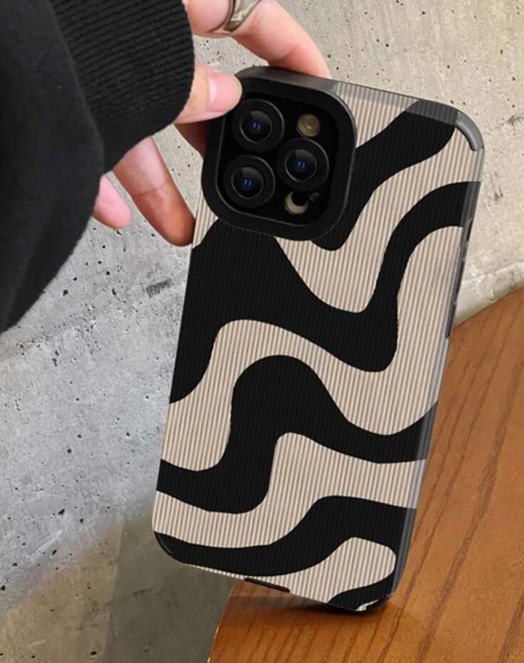 The Groovy Textured Case